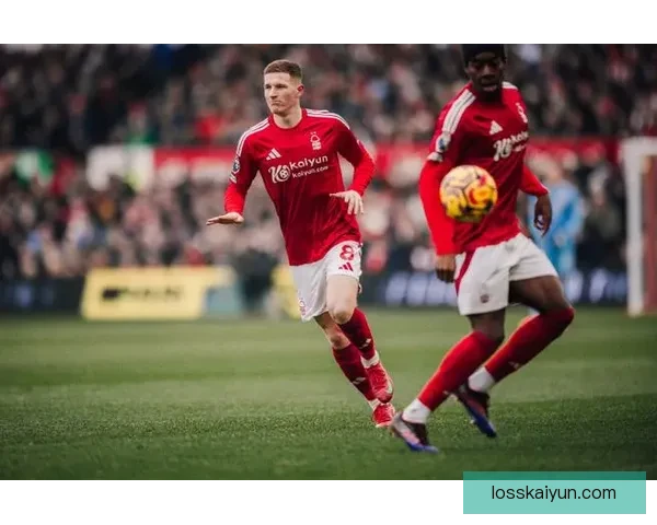 诺丁汉森林迎战劲敌，力争英超新赛季开门红，状态备受期待。