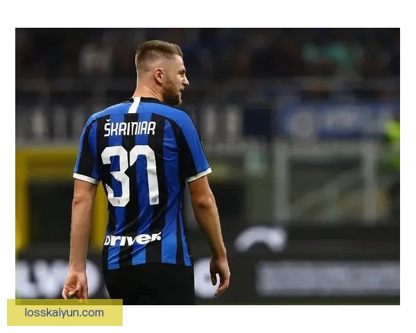 杰罗姆·博阿滕格 状态回暖，球队防线竞争力增强引人关注