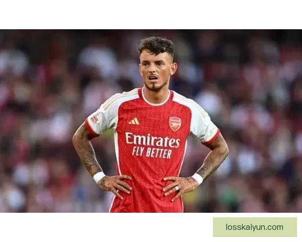 阿尔特塔在关键比赛中的表现逐渐回暖，展现出教练的战术能力与团队竞争力增强